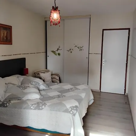 Semesterbostad Du Grand-pas