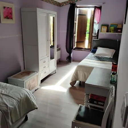 Du Grand-pas Semesterbostad *